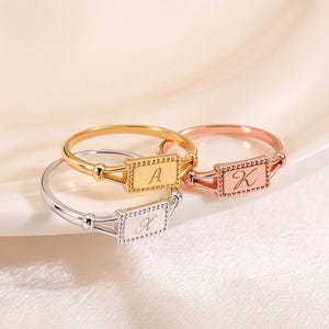 Personalized Initial Signet Ring,14k Gold Initial Ring,Custom Engraved Letter Ring,Stackable Name Ring,Christmas Gifts,Birthday Gift for Her