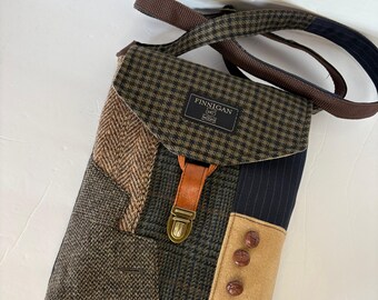 Bolso bandolera de traje reciclado con bolsillo para iPhone