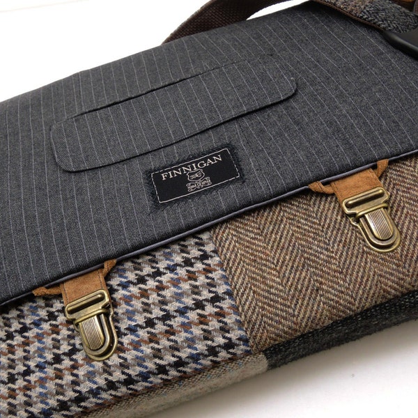 13" Macbook pro Messenger bag Macbook,Laptop Sleeve, Vintage wool,Tunk Latch,Recycled Suit Coat