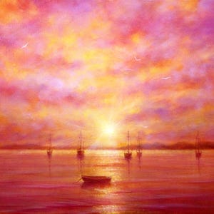 Tarjeta de felicitación con paisaje marino, atardecer, barcos y muelle iluminado por el sol