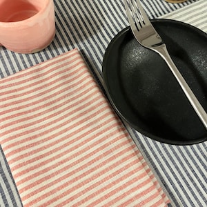 Linen napkin in Candy Stripe