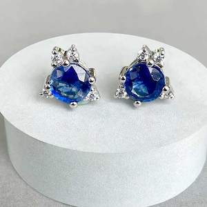 Kyanite Stud Earring / 925 Sterling Silver Earring / Healing Gemstone / Gifts For Her / Kyanite / Round Cut / Dainty Kyanite Stud Earring