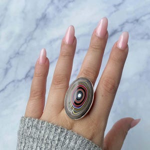Bague ajustable en fordite / Bague en argent sterling 925 / Pierres précieuses curatives / Cadeaux pour elle / Cabine ovale / Fordite / Bagues fordite tendance