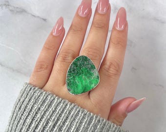 Uvarovite Adjustable Ring / 925 Sterling Silver / Healing Gemstone / Gift for her / Fancy Rough / Natural Uvarovite Jewelry / Statement Ring