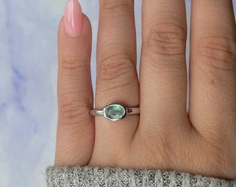 Green Kyanite Ring / 925 Sterling Silver / Healing Gemstone / Green Kyanite Jewelry / Gifts for her / Oval Cut / Dainty Ring GKY-SR-4026.