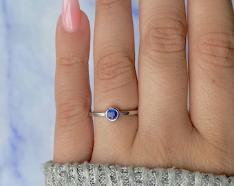 Blue Kyanite Ring / 925 Sterling Silver / Rhodium vermeil / Healing Gemstone / Gifts for her / Stackable Ring / Dainty Ring KYN-SR-3229.