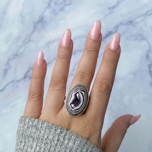 Bague ajustable en fordite / Bague en argent sterling 925 / Pierres précieuses curatives / Cadeaux pour elle / Cabine ovale / Fordite / Bagues fordite tendance