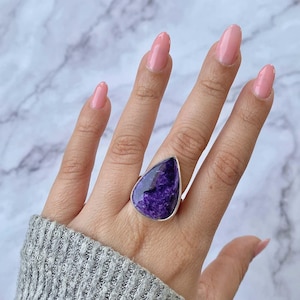 Charoite Adjustable Ring / 925 Sterling Silver Ring / Healing Gemstone / Gifts for her / Pear Cab / Statement Charoite Adjustable Ring