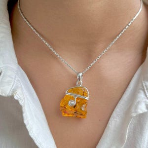 Amber Pendant / 925 Sterling Silver Pendant / Healing Gemstone / Gifts for her / Fancy Rough / Amber Jewellery / Statement Amber Pendants