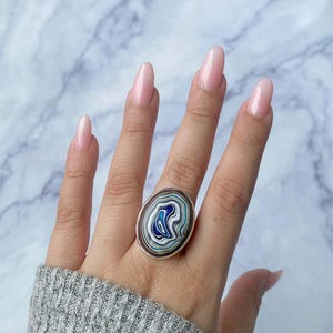 Bague ajustable en fordite / Bague en argent sterling 925 / Pierres précieuses curatives / Cadeaux pour elle / Cabine ovale / Fordite / Bagues fordite tendance