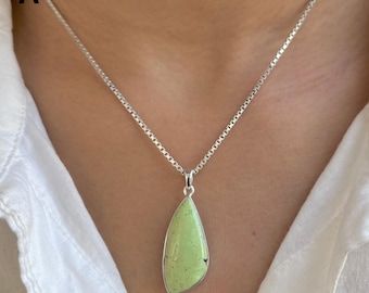 Lemon Chrysoprase Pendant Necklace / 925 Sterling Silver / Healing Gemstone / Gifts for her / Lemon Chrysoprase Jewelry / Statement Pendant