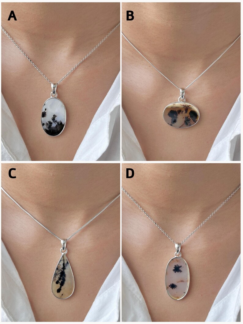 Puede incluir: Cuatro collares de plata con colgantes de &aacute;gata dendr&iacute;tica. El colgante A es ovalado, B es ovalado horizontal, C tiene forma de l&aacute;grima y D es un &oacute;valo vertical. Cada piedra muestra inclusiones negras &uacute;nicas en forma de helecho en plata.