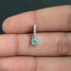 Green Kyanite, White Topaz Pendant / 925 Sterling Silver Pendant / Healing Gemstone / Gifts for her / Round / Dainty Green Kyanite Pendant
