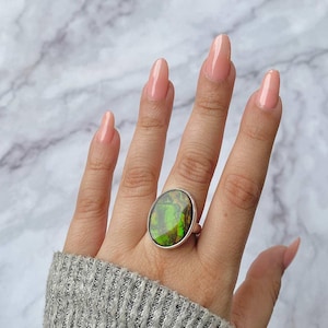 Ammolite Adjustable Ring / 925 Sterling Silver Ring / Healing Gemstone / Ammolite Jewelry / Gifts for her / Oval Cab / Statement AML-R-63.