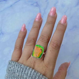 Bague réglable en ammolite / Bague en argent sterling 925 / Pierre de guérison / Cadeaux pour elle / Cabine octogonale / Bague réglable en ammolite tendance
