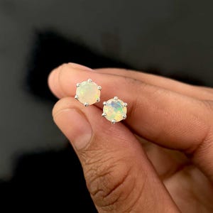 Opal Stud Earring / 925 Sterling Silver Earring / Healing Gemstone / Opal / Gifts For Her / Round Cut / Dainty Opal Stud Earring