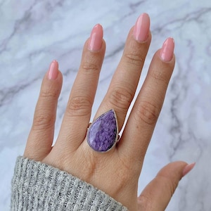 Charoite Adjustable Ring / 925 Sterling Silver Ring / Healing Gemstone / Gifts for her / Pear Cab / Statement Charoite Adjustable Ring