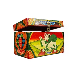 6-Inch Buddhist Wooden Box With Snow Lion, Tibetan Style With Traditional Colors