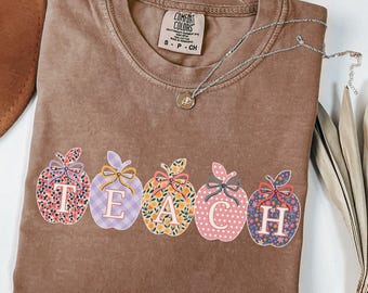 Floral Teach Shirt: Comfort Colors Vintage Apple Patterned Fall Coquette Teacher T-Shirt