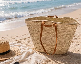 Straw Beach Bag, Personalized Beach Tote, Bridesmaid Gift, Bachelorette Beach Bag, Summer Vacation Tote, Woven Palm Basket, Wedding Gift