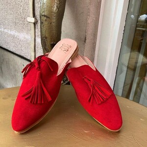Handcrafted Moroccan Suede Babouche Slippers with Tassels – Leather Mule Shoes for Women, Boho Slip On Footwear, Traditional Artisan Gift.