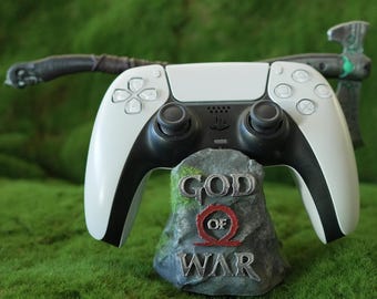 PS4/PS5 Controller Stand – Kratos’ Axe with Personal Touches