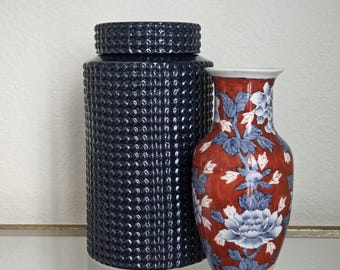 Vintage Hand-Painted ACF Japanese Fukagawa Porcelain Red and Blue Floral Vase