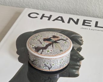 Vintage Japanese Satsuki Porcelain Trinket Round Box