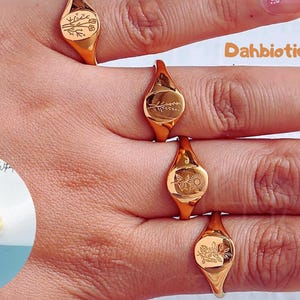 Anel gótico vintage não personalizado, joias góticas delicadas, presente para ela, letra inglesa antiga, presente para a mãe, anel com sinete inicial não personalizado