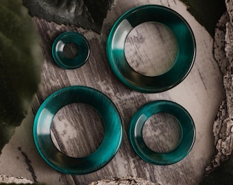 Green Cats Eye Tunnel / Gauge - Double Flare Glass Ear Plugs / Gauges in 10mm (00g), 20mm (13/16th), 30mm (1.18) *NO TAX TARIFFS!