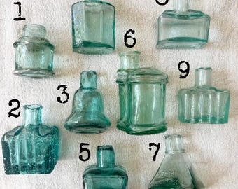 Tiny posy-making kit with AQUA Victorian ink bottle, instruction booklet & tiny dried flowers