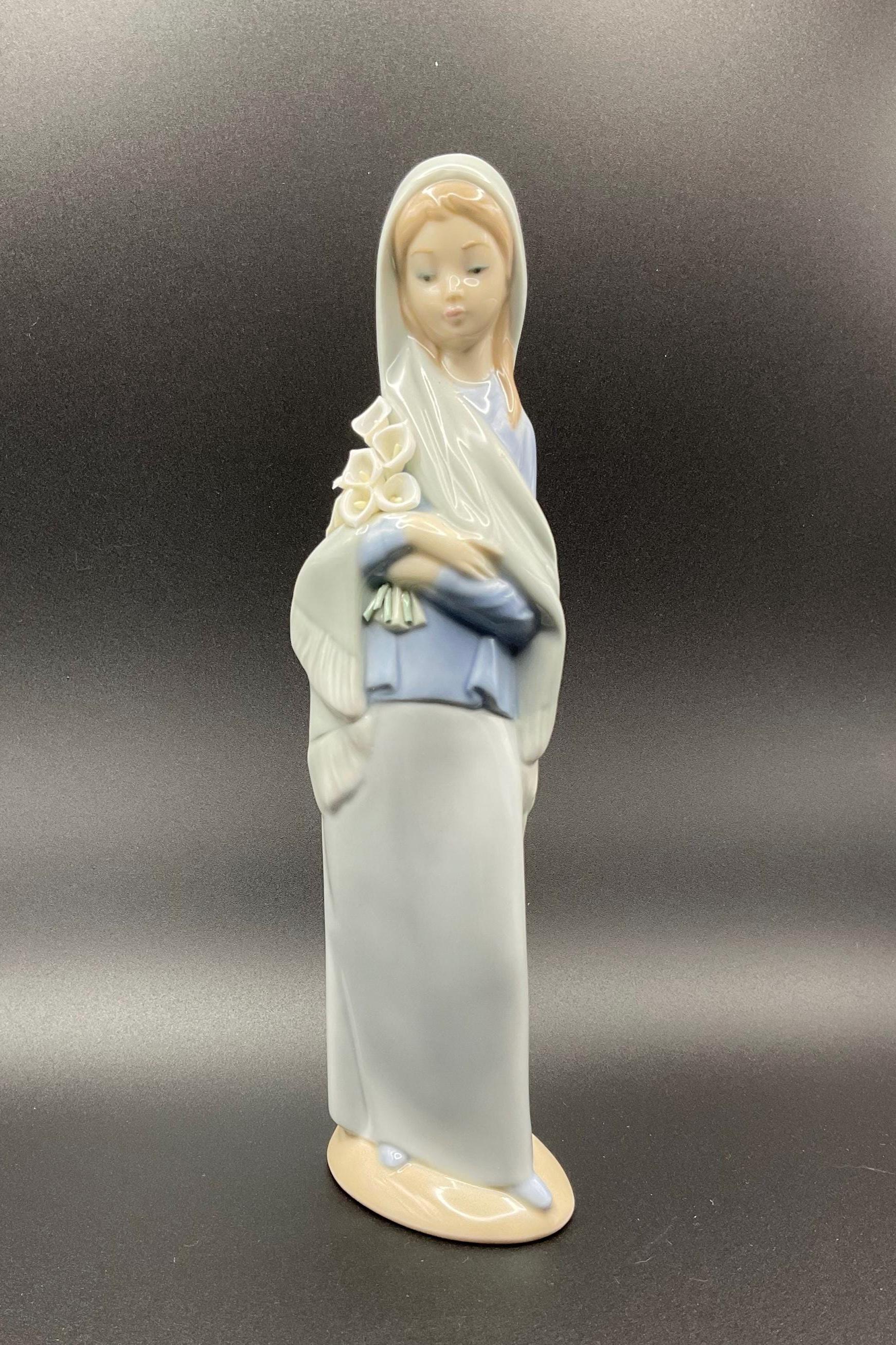 Lladro Girl With Calla Lilies - Etsy