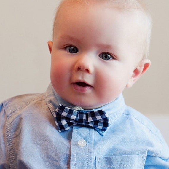 Items similar to Baby Boy's Bow Tie - Navy Blue Gingham bowtie - navy ...