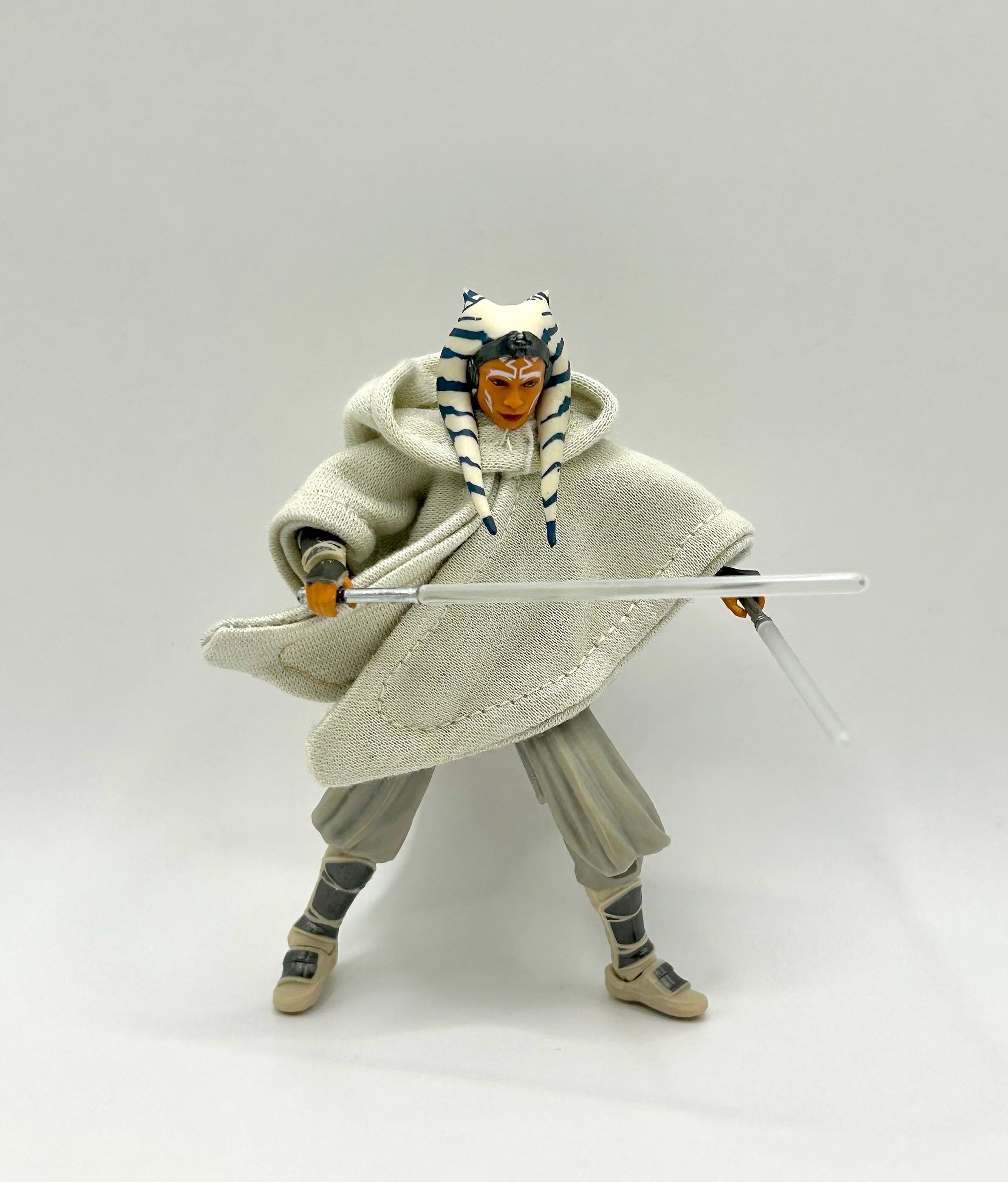 ダンシングカウズ デコフィギア Star Wars the Vintage Collection 3.75” Ahsoka Tano Wired Cape