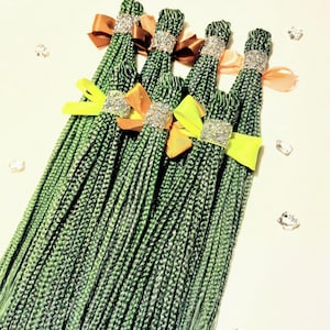 12' On Sale- Jaded Pre-looped Box Braid Crochet Hair (Size Medium Small)