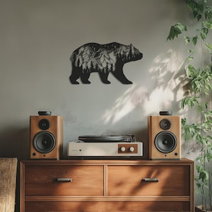 Arte murale in metallo a forma di orso, decorazione per la casa ispirata alla foresta, sagoma geometrica di orso, design della fauna selvatica di montagna, stile rustico moderno, decorazione della fattoria