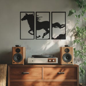Horse Themed Metal Wall Art, 3-Piece Modern Design, Handmade Art for Home or Office, Perfect Gift for Horse Lovers, Rustic Decor