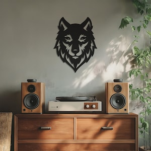 Wolf Metal Wall Art, Rustic and Modern Home Decor, Perfect Gift for Wildlife Enthusiasts, Large Metal Wolf Metal Wall Hanging for Men