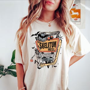 Skeleton Motel Funny Halloween Shirt, Funny Skeleton Halloween Fall T Shirt, Halloween Humor Shirt, Trendy Halloween shirt, Hallowenn