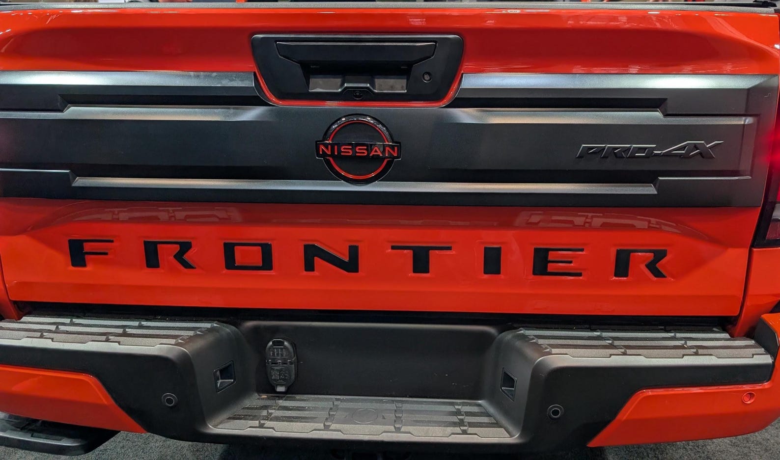 22 Frontier Lettering Nissan Frontier (2022-2026) Tailgate Lettering Decals – Cast Vinyl - Etsy