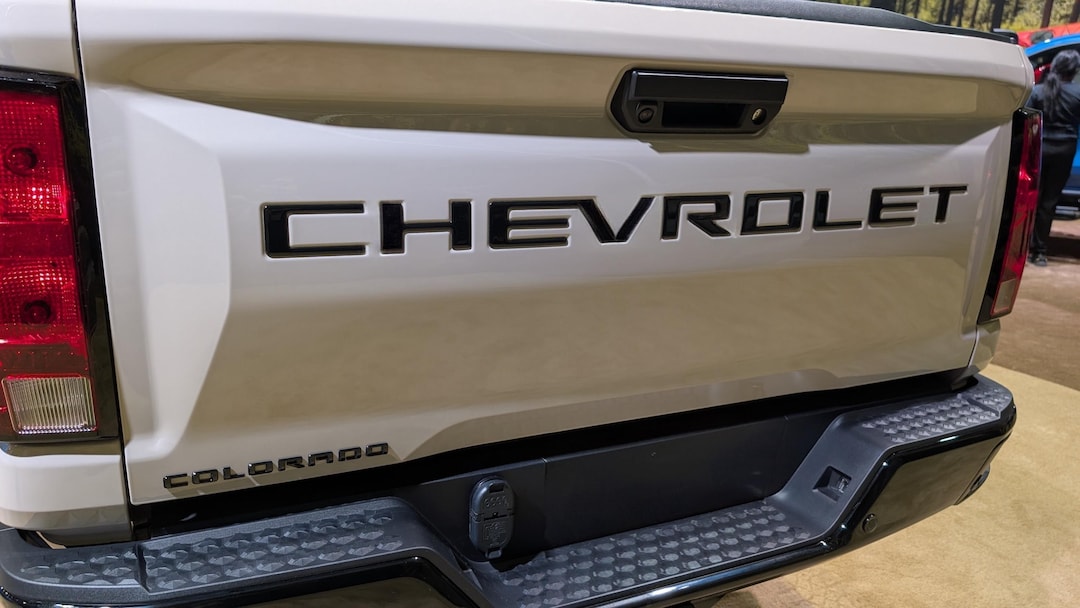 Colorado Lettering Chevy Colorado Tailgate Lettering Decals (2023-2026) – Cast Vinyl ...