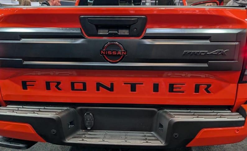 REFLECTIVE Nissan Frontier (2022-2026) TAILGATE Lettering (high ...