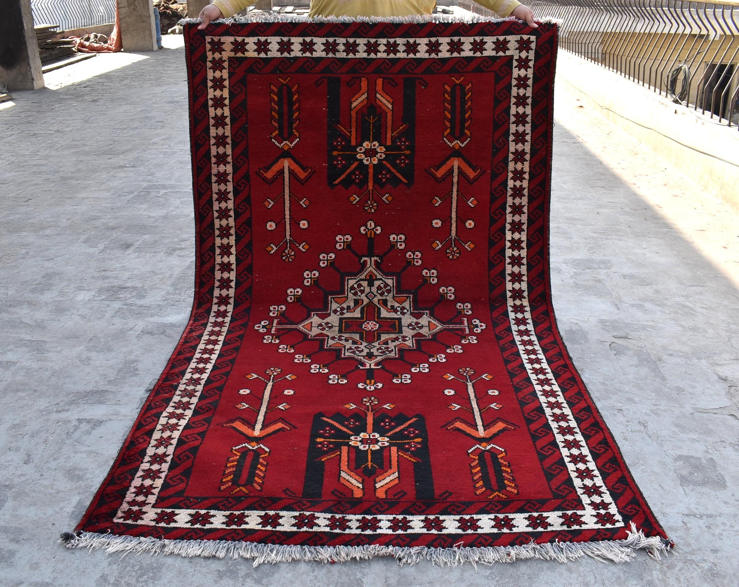 アンティーク コーカサス ヴィンテージ ラグ 1960年代アンティーク 4x6'7 コーカサスラグ/トルクメン族ラグ 4 x 7