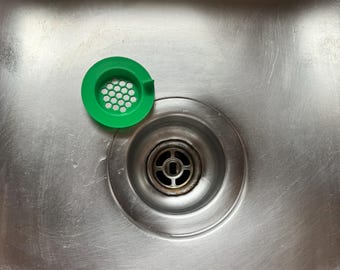 Smaller Kitchen Strainer (SO effective and out of the way)