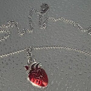 Heart pendent chain
