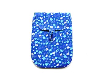 Travel diaper bag organizer, blue floral