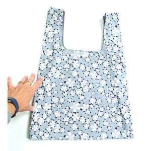 Reusable grocery bag, eco-friendly floral market shopping tote image 8