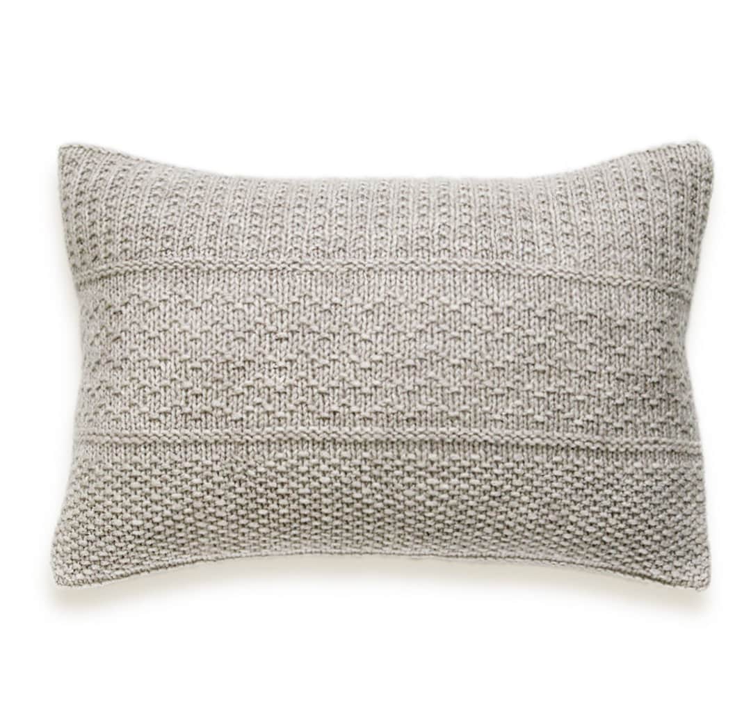 Seed Stitch Knit Pillow Cover in Flax Beige or Grey 12 X 18 Inch ...