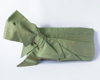 Green Bow Clutch, Bridal Bow Clutch, Wedding Clutch, Formal Purse, Prom Clutch, Lime, Apple, Chartreuse, Pleated Silk, One-of-a-kind