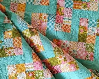 Retro Floral Patchwork Quilt: Handmade Cotton Throw (58x64)